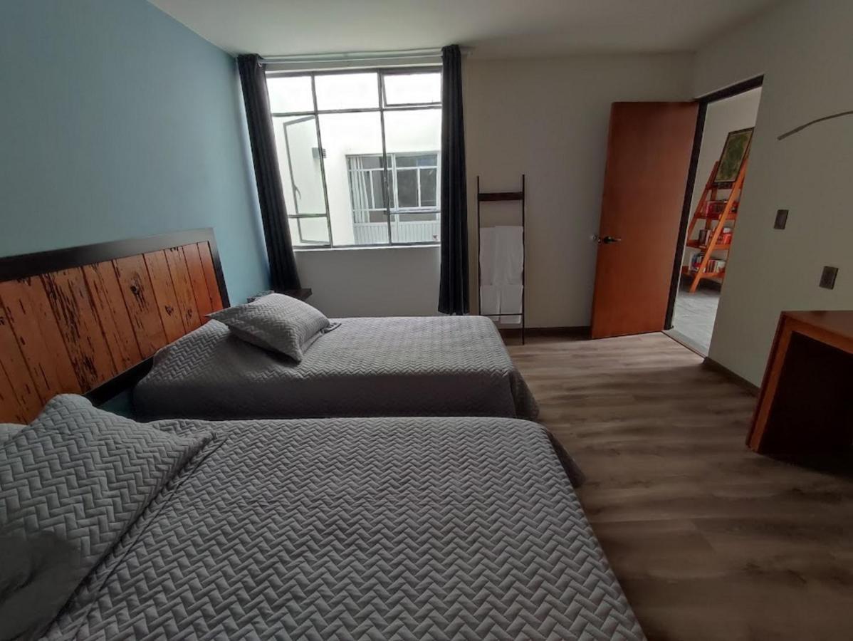El Salto De Camela Hostal Uruapan  Bagian luar foto