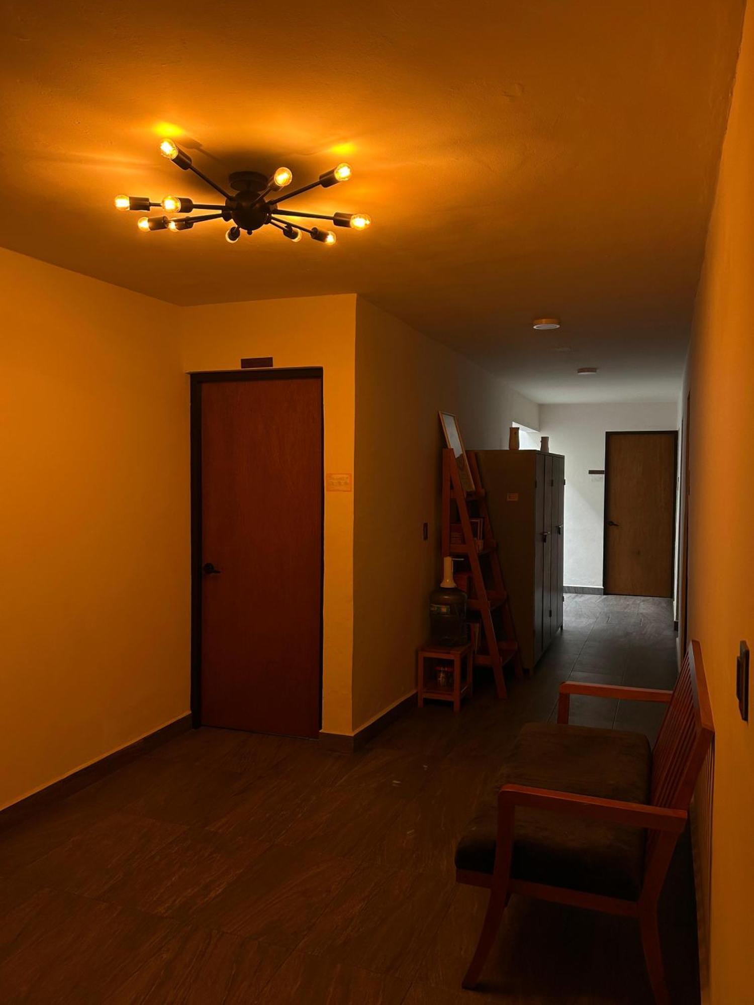 El Salto De Camela Hostal Uruapan  Bagian luar foto